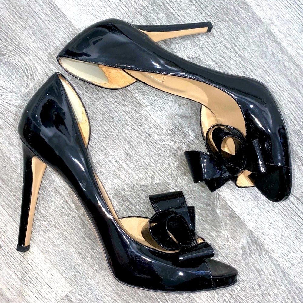 Authentic Valentino Couture Bow Platform Pumps!